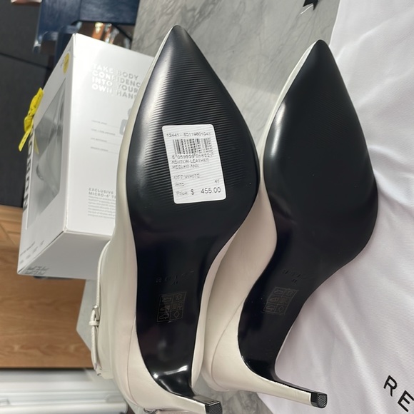 Brand new Reiss Booties - Picture 3 of 4